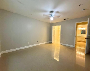 3420 Greenwich Village Boulevard - Photo Thumbnail 24