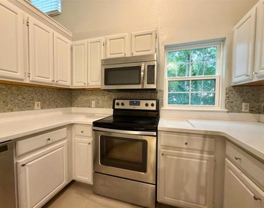 3420 Greenwich Village Boulevard - Photo Thumbnail 9