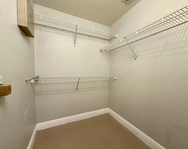 3420 Greenwich Village Boulevard - Photo Thumbnail 21