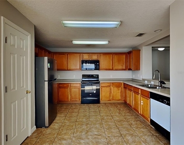 1388 N Platte Court - Photo Thumbnail 4