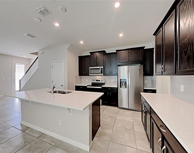 11912 Founders Street - Photo Thumbnail 4