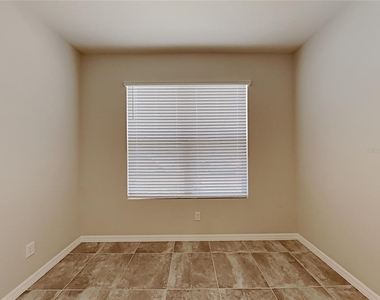 11912 Founders Street - Photo Thumbnail 6