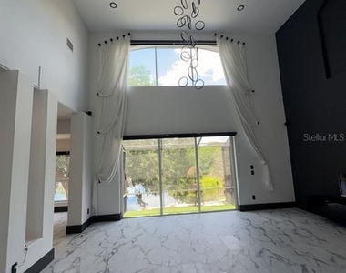 8131 Vineland Oaks Boulevard - Photo Thumbnail 8