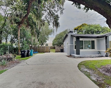 270 W Pineloch Avenue - Photo Thumbnail 13