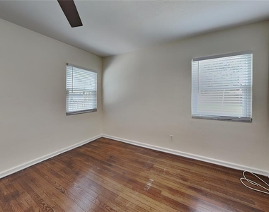 270 W Pineloch Avenue - Photo Thumbnail 11