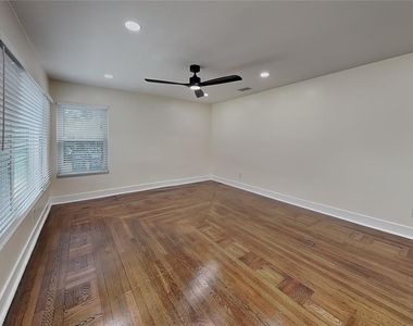 270 W Pineloch Avenue - Photo Thumbnail 8