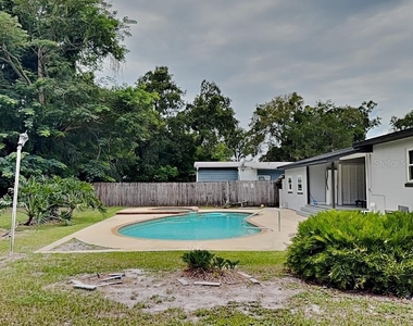 270 W Pineloch Avenue - Photo Thumbnail 15