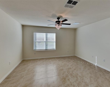 1004 Brooklet Drive - Photo Thumbnail 2