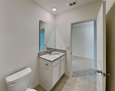 1004 Brooklet Drive - Photo Thumbnail 12