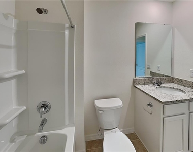 1004 Brooklet Drive - Photo Thumbnail 13