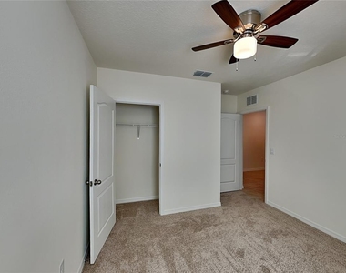 1004 Brooklet Drive - Photo Thumbnail 10