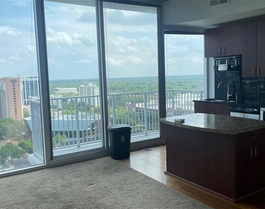 155 S Court Avenue - Photo Thumbnail 8
