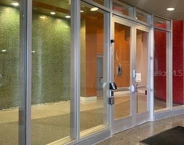 155 S Court Avenue - Photo Thumbnail 14