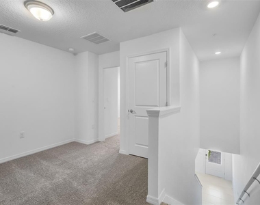 11390 Nona Sound Street - Photo Thumbnail 14
