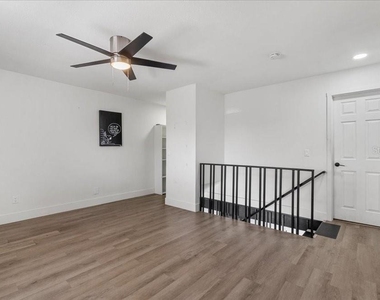 4414 Overlook Drive Ne - Photo Thumbnail 15