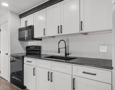 4414 Overlook Drive Ne - Photo Thumbnail 12