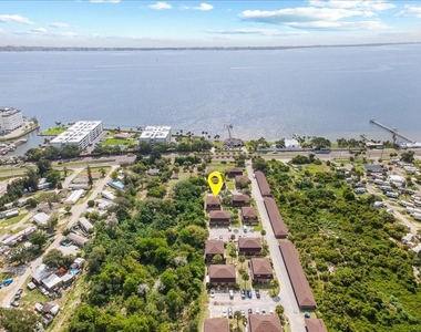 4414 Overlook Drive Ne - Photo Thumbnail 27