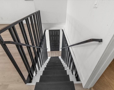 4414 Overlook Drive Ne - Photo Thumbnail 19