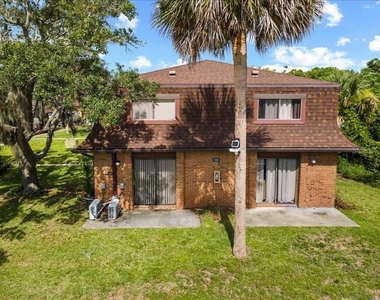 4414 Overlook Drive Ne - Photo Thumbnail 25