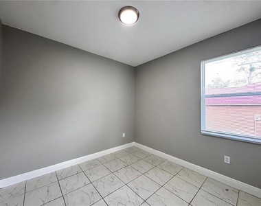 1389 Worthington Drive - Photo Thumbnail 8