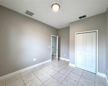 1389 Worthington Drive - Photo Thumbnail 12