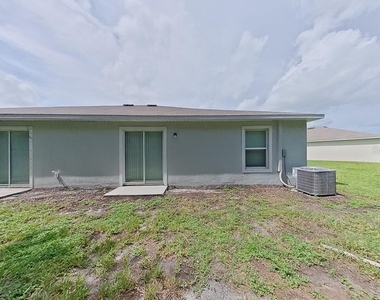 9141 Aegean Circle - Photo Thumbnail 17