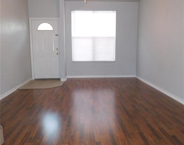 3920 Sw 20th Avenue - Photo Thumbnail 2