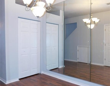 3920 Sw 20th Avenue - Photo Thumbnail 5