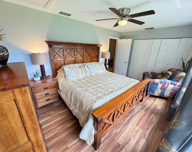 8435 Nw 6th Avenue - Photo Thumbnail 13