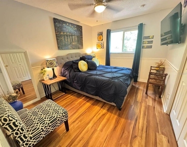 8435 Nw 6th Avenue - Photo Thumbnail 15