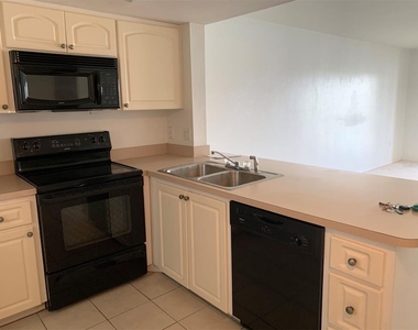 25275 Rampart Boulevard - Photo Thumbnail 3
