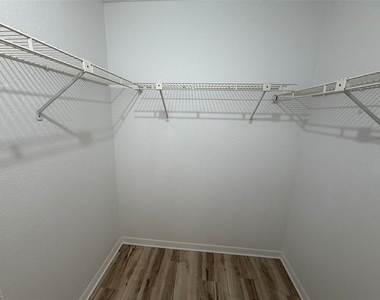 24540 Harborview Road - Photo Thumbnail 8