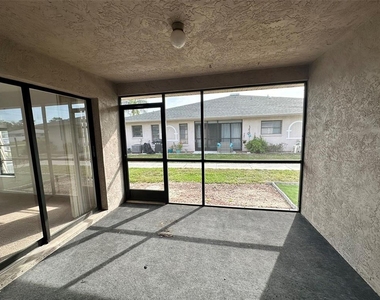 24540 Harborview Road - Photo Thumbnail 16
