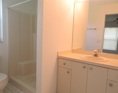 2716 Vogler Lane - Photo Thumbnail 7