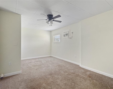 22312 Lasalle Road - Photo Thumbnail 12