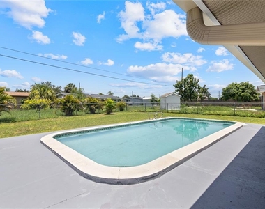 22312 Lasalle Road - Photo Thumbnail 30