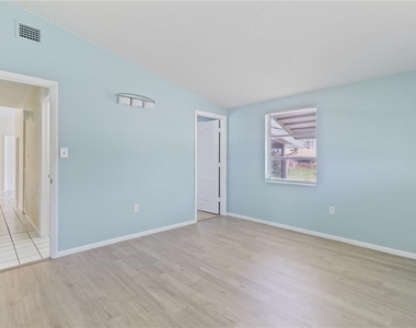 22312 Lasalle Road - Photo Thumbnail 19