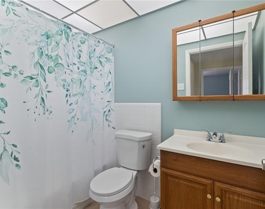 22312 Lasalle Road - Photo Thumbnail 15