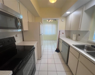 167 Easton Drive Nw - Photo Thumbnail 9