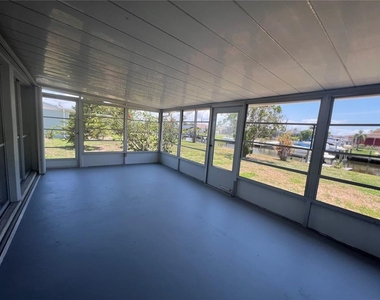 167 Easton Drive Nw - Photo Thumbnail 23