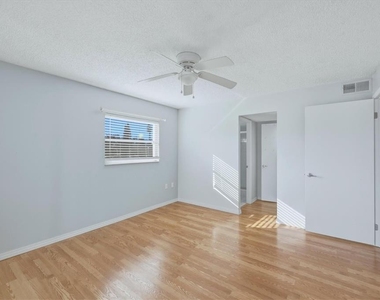 4143 Heron Way - Photo Thumbnail 18