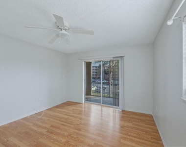 4143 Heron Way - Photo Thumbnail 17
