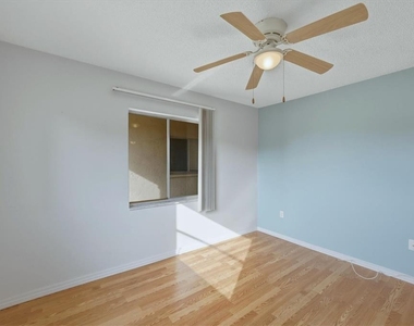 4143 Heron Way - Photo Thumbnail 24