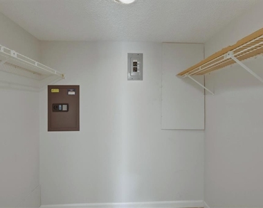 4143 Heron Way - Photo Thumbnail 21