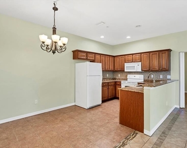 2628 River Preserve Court - Photo Thumbnail 9