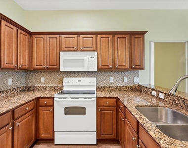 2628 River Preserve Court - Photo Thumbnail 12