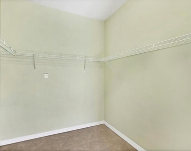 2628 River Preserve Court - Photo Thumbnail 18