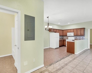 2628 River Preserve Court - Photo Thumbnail 14