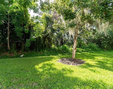 1346 Grantham Drive - Photo Thumbnail 28