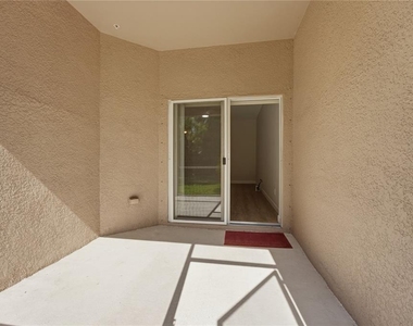 1346 Grantham Drive - Photo Thumbnail 27
